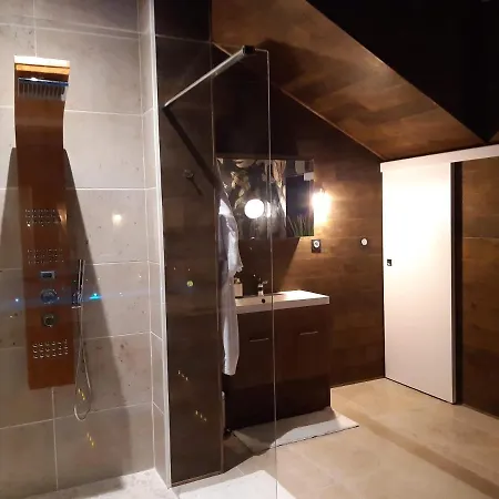 Bed and breakfast Calypso Jacuzzi Privatif