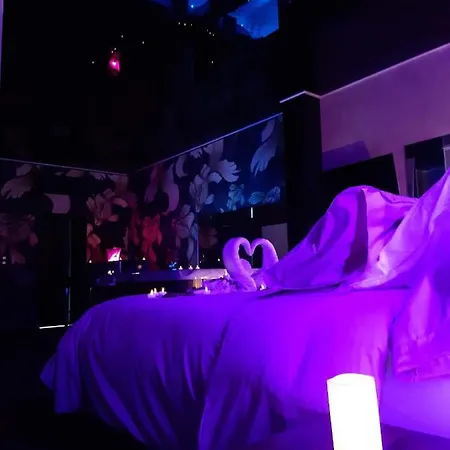 Calypso Jacuzzi Privatif Bed & Breakfast