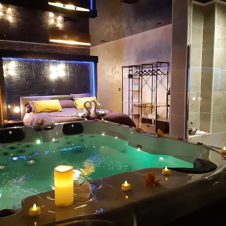 Calypso Jacuzzi Privatif 4*