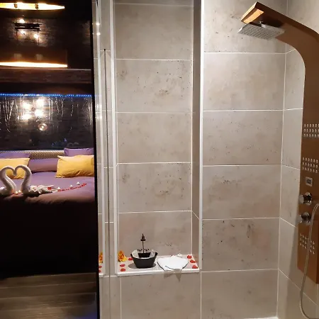 Calypso Jacuzzi Privatif 4*